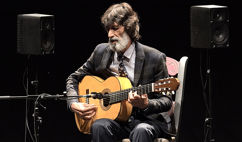 Emilio Caracafé presenta en el Teatro Central 'La voz de mi guitarra' el próximo 17 de marzo.